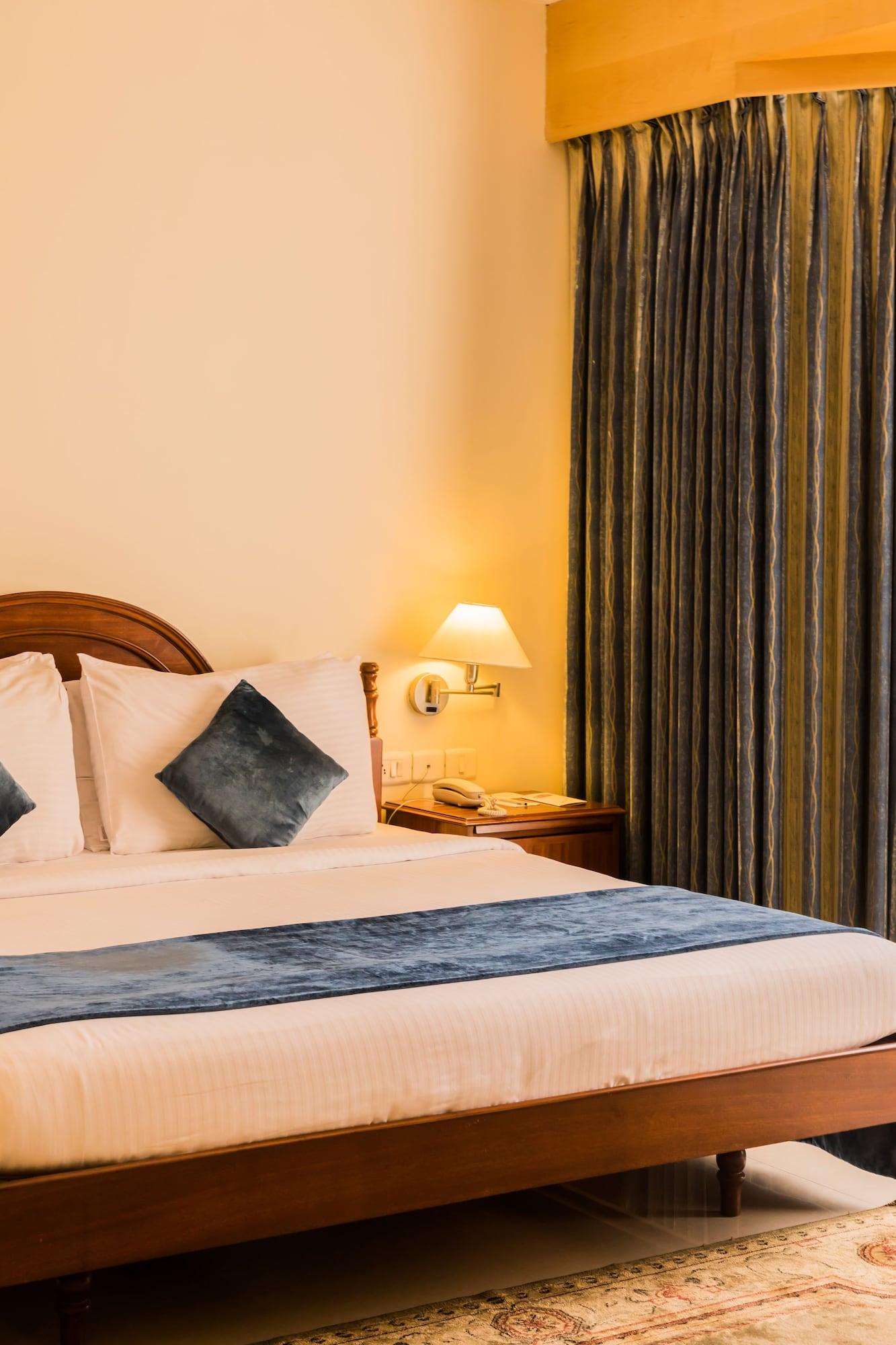 Chances Resort And Casino An Indy Resort Panaji Bagian luar foto
