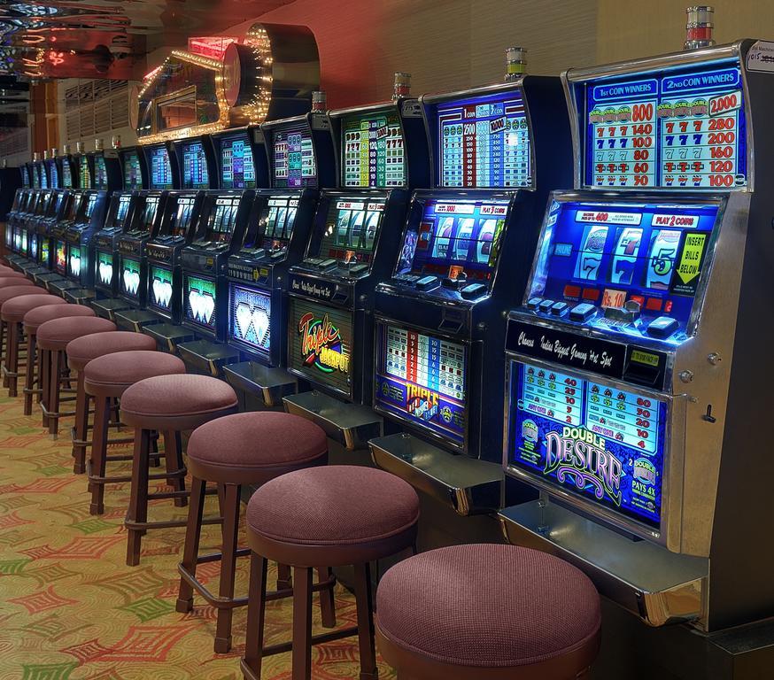 Chances Resort And Casino An Indy Resort Panaji Bagian luar foto