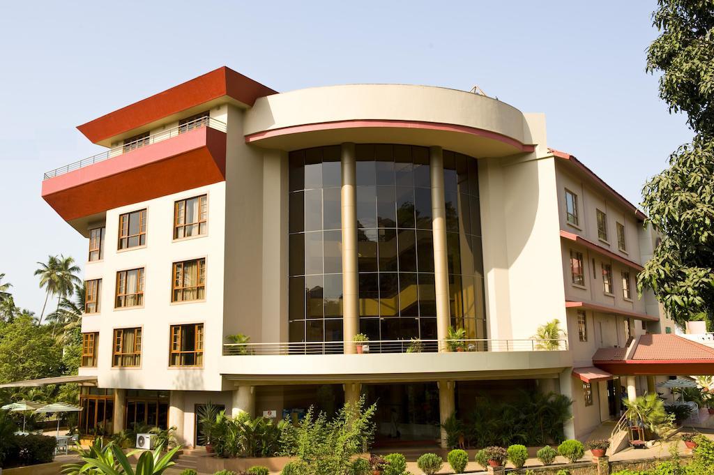 Chances Resort And Casino An Indy Resort Panaji Bagian luar foto